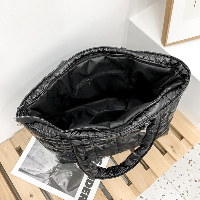 Nylon Waterproof Big Grid Soft High Capacity Shoulder Bag for Women 2025 Hit Winter Short Handle Padded Handbags Black