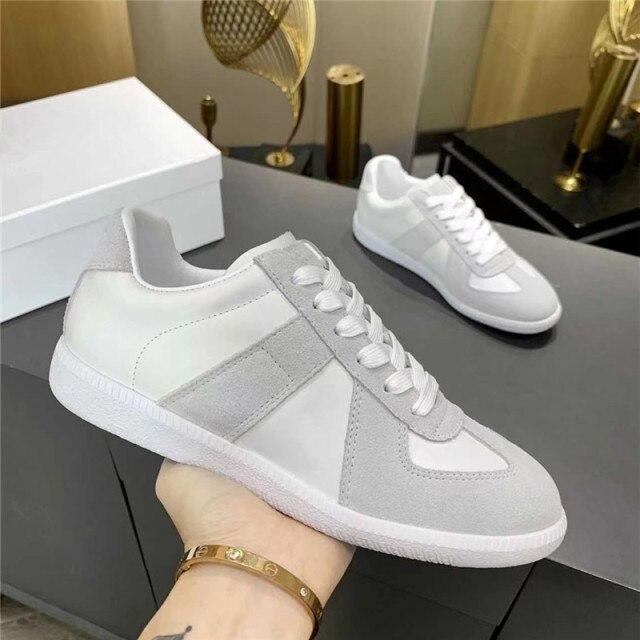 Luxury Sports Women 'S Shoes Tennis Training Men 'S Running Shoes Couple Flat Shoes Leather High -Quality Male Shoes Unisex