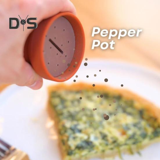 Cactus Salt And Pepper Shaker Set with Funnel Flower Design Kitchen Novelty Spice Dispenser Housewarming Gift for Foodies