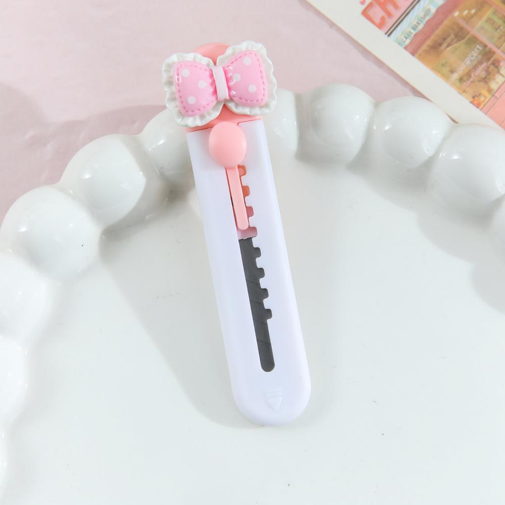 

Cute Delivery Knife Portable Bear Box Cutter Cartoon Art Knife Student Paper Cutter For Unboxing Packages Diy Crafts