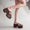 Thick-bottomed muffin black cool slippers 2025 spring and summer new women's fashion French beach vacation Rome cool