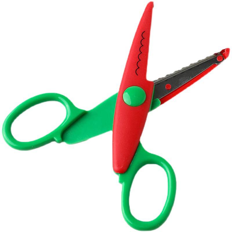 Safe Scalloped Craft Scissors for Kindergarten Students