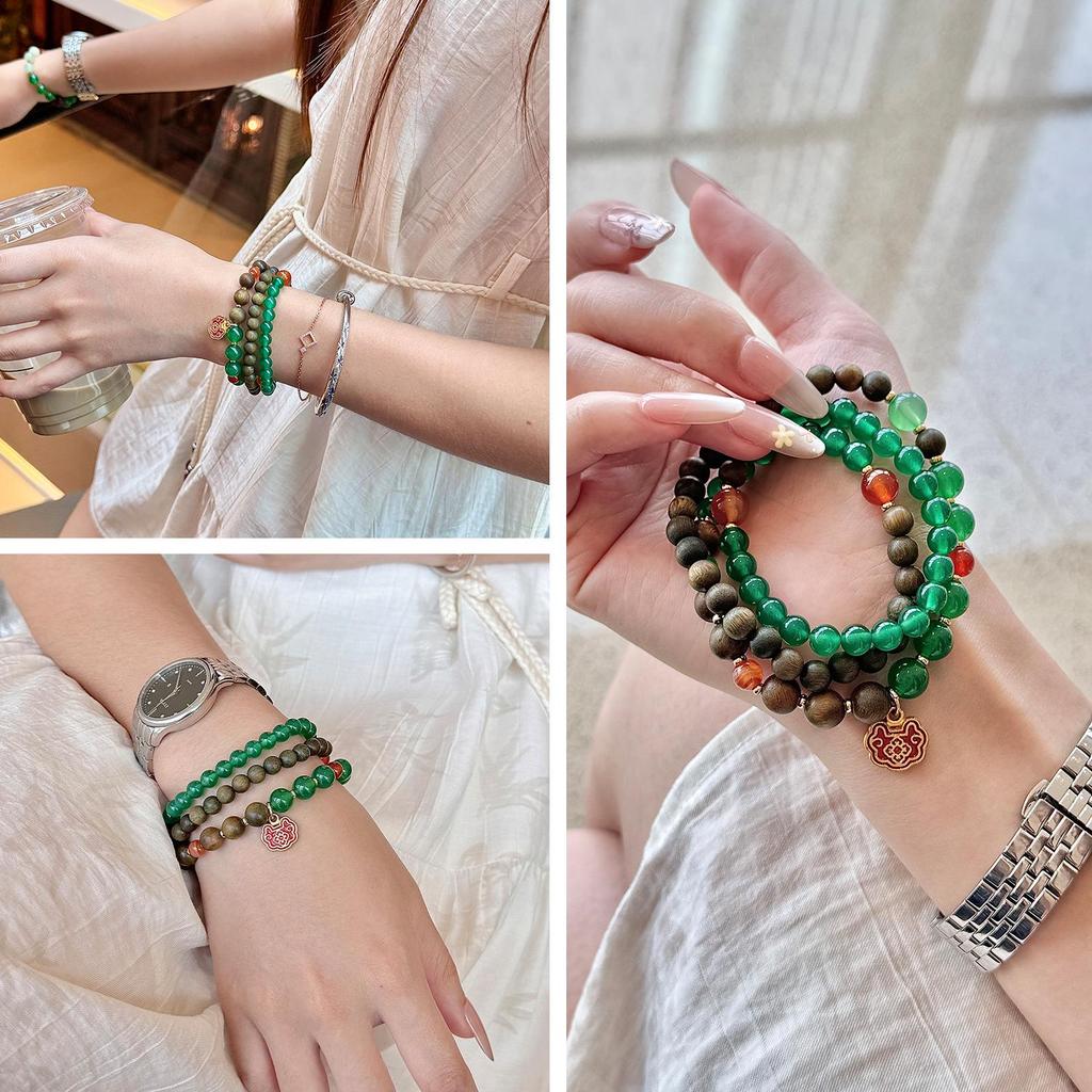Green Sandalwood Triple-Wrap Bracelet with Natural Agate for Women - Five Elements Wood Niche