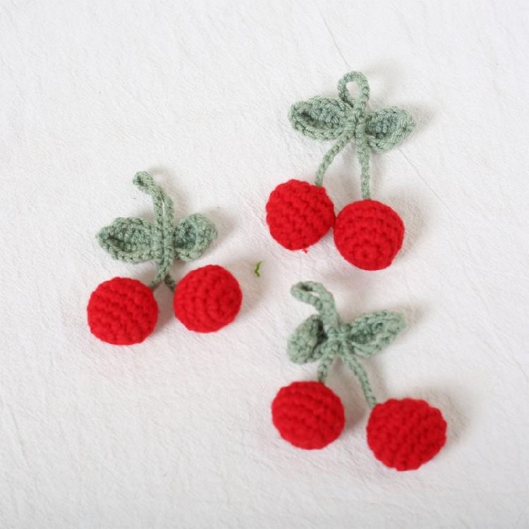 Stylish Crocheted Cherry Keychain Handmade Plush Fruit Pendant for Women Wallet Multifunctional Backpack Accessory
