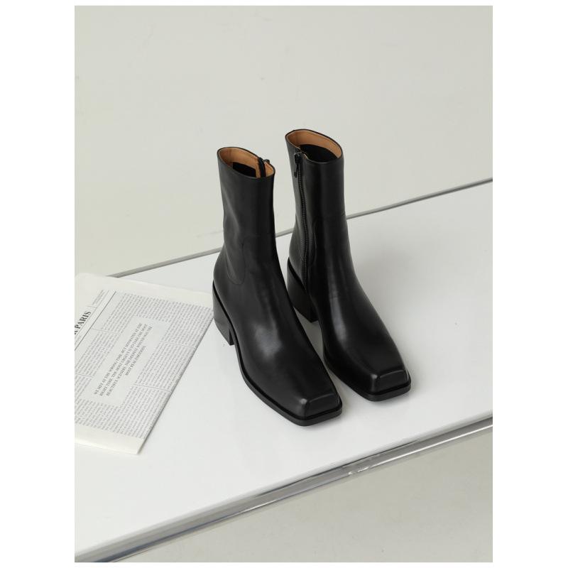 

Square head fried street small short boots women s Jin Min xi medium boots thick heel Martin boots autumn and winter thin boots ankle boots 35 чёрный
