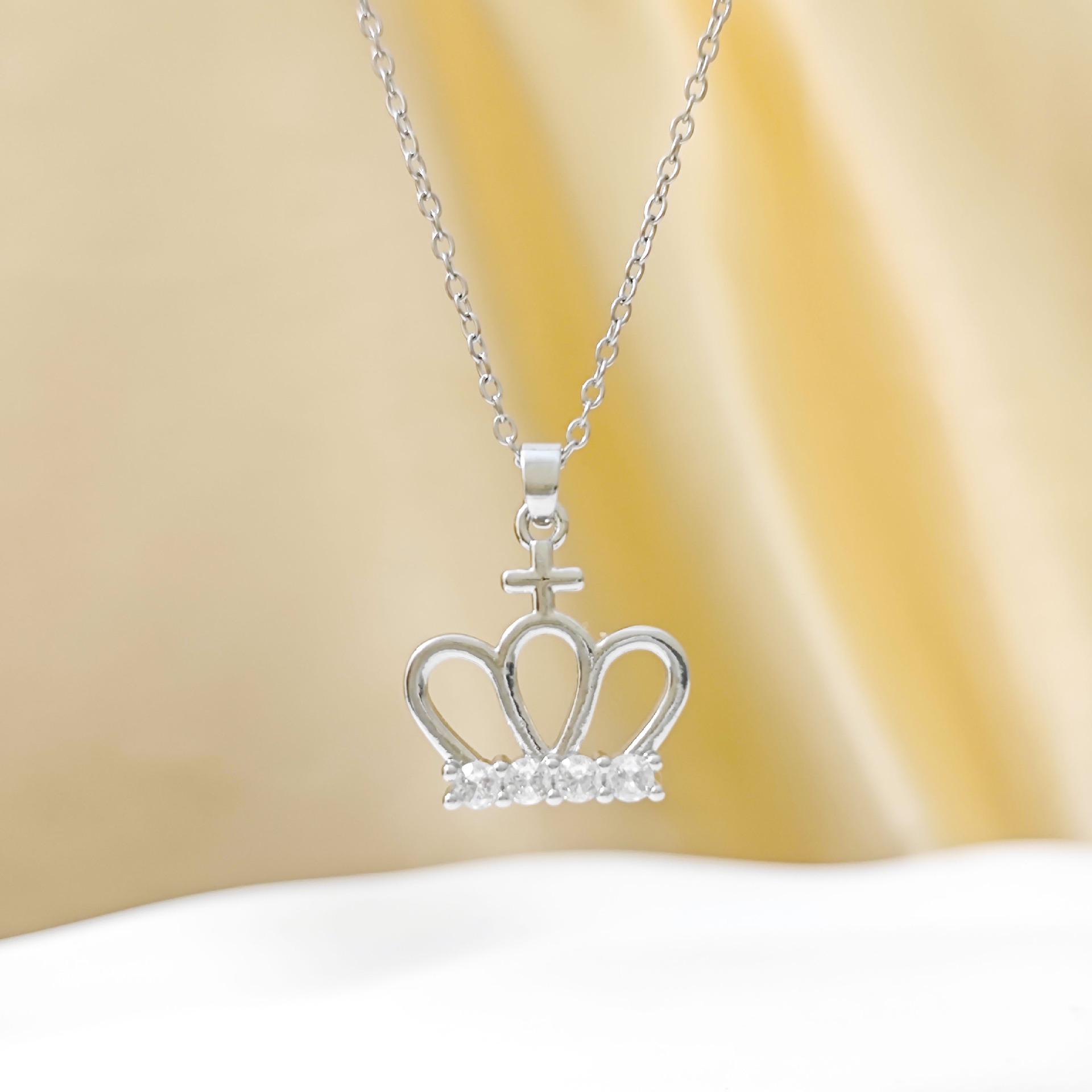Elegant Micro-Inlaid Small Crown Pendant Necklace - Light Luxury Women s Clavicle Jewelry