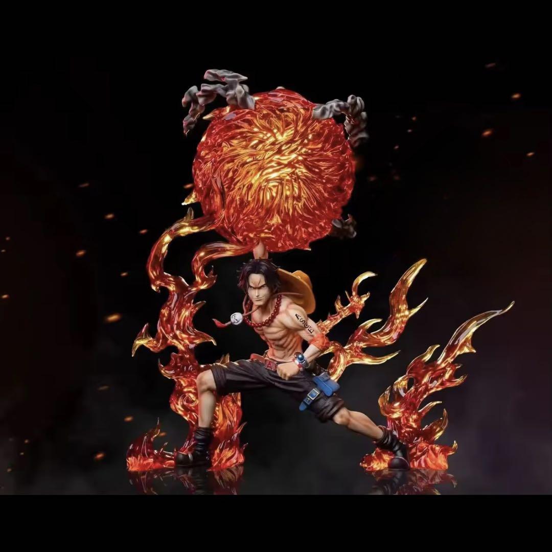 

[Б/У] Фигурка One Piece Огненный Кулак Эйс Император Пламени