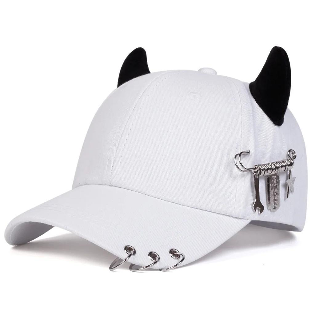 Personalized cow horn iron ring baseball cap versatile student curved brim duckbill cap for men and women street hip-hop