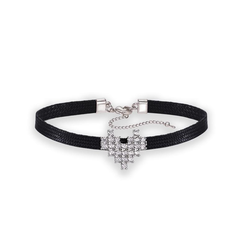 Korean Black Choker Necklace for Women - Fresh Clavicle Chain, Short Neckband Jewelry