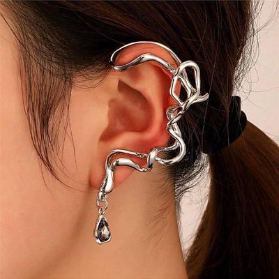 Fashionable Women's Personalized and Creative Design Sense, Earrings Temperament, Versatile and High-end Sense, Single Ear Clip