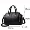 Women's Bag 2025 New Fashion Handbag Middle-aged Women's Bag Large-capacity Soft Leather Mother Shoulder Messenger Bag