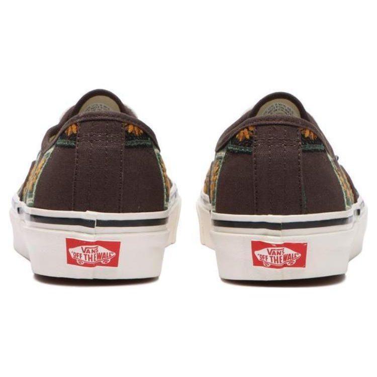 Authentic Vans 44 Dx 'Granny Check - Chocolate' VN0A7Q5CCHC