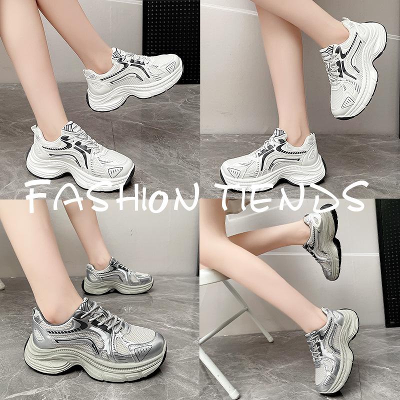 

Папины кроссовки 2025 новая весна на толстой подошве с увеличением роста, маленькие, легкие и универсальные повседневные спортивные туфли для женщин 40 белый