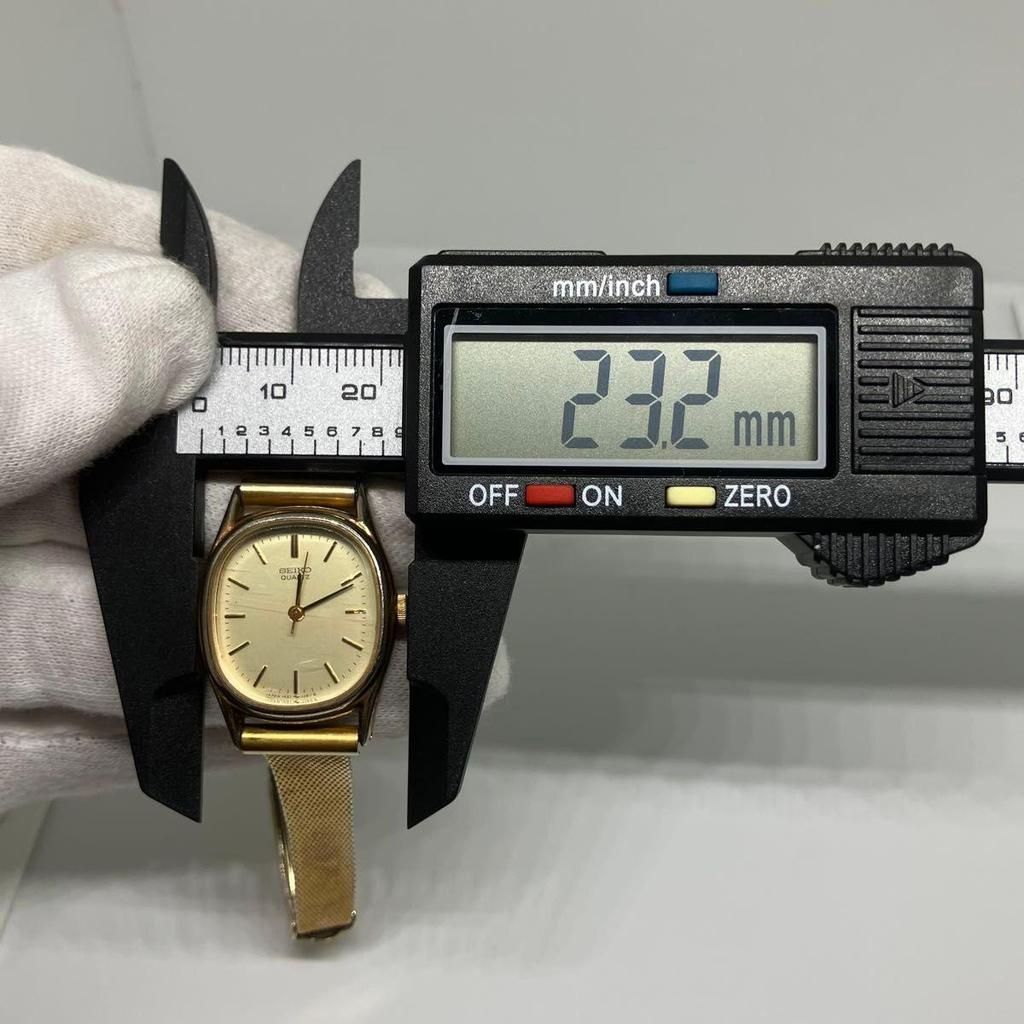 Used Excellent Condition, Working SEIKO Quartz Ladies Watch, Gold Dial, Mesh Band 1421-5690