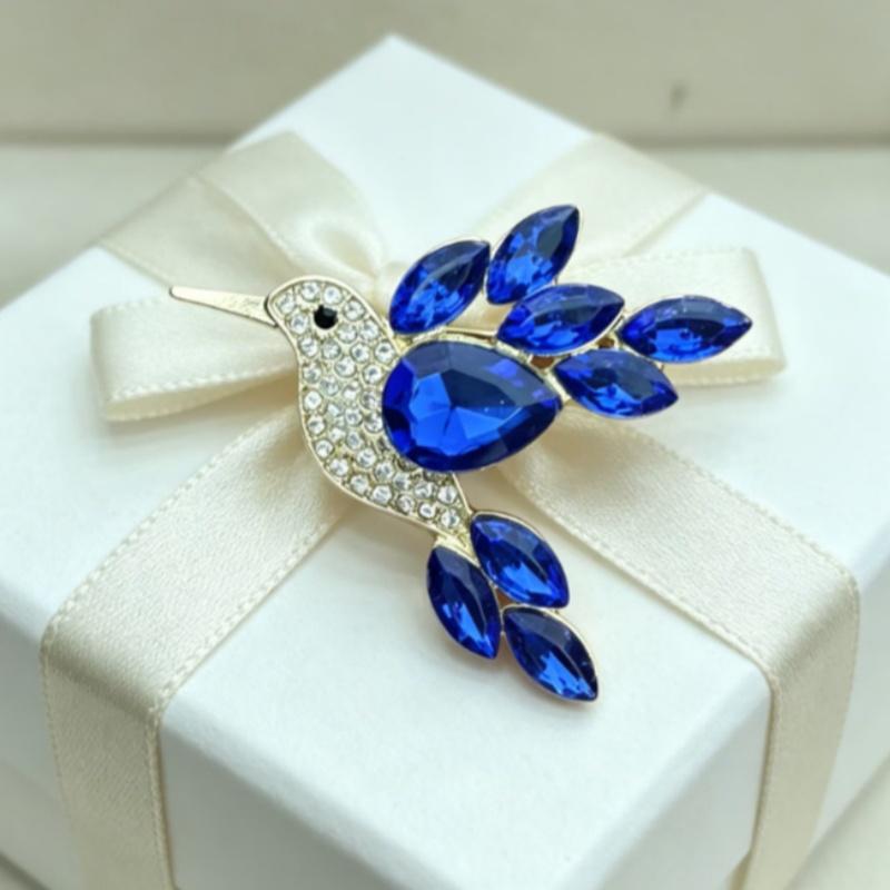 New Shiny Rhinestone Crystal Parrot Bird Brooch Vintage Animal Badge Lapel Pin Suit Coat Dress Party Jewelry Accessories Gifts