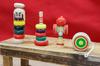 Miniaturní japonská tradiční dřevěná hračka Sada 4 kusů Darumy a (1 Wanage, Kendama, Otoshi, Yo-yo)