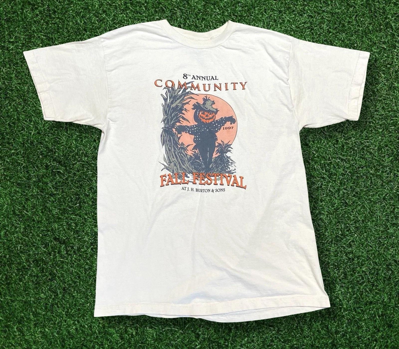 VTG 90s Halloween Graphic T Shirt Mens XL Global Basics Beige Short Sleeve 1997 S