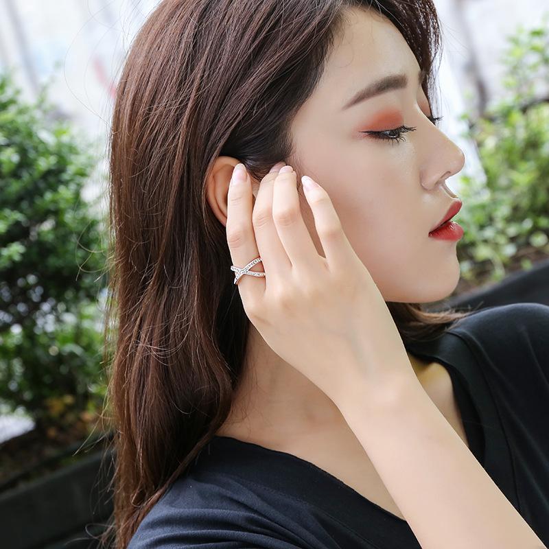 European and American Trendy Women's Cross Ring - Couple's Jewelry for Index Finger in Japanese and Korean Style.