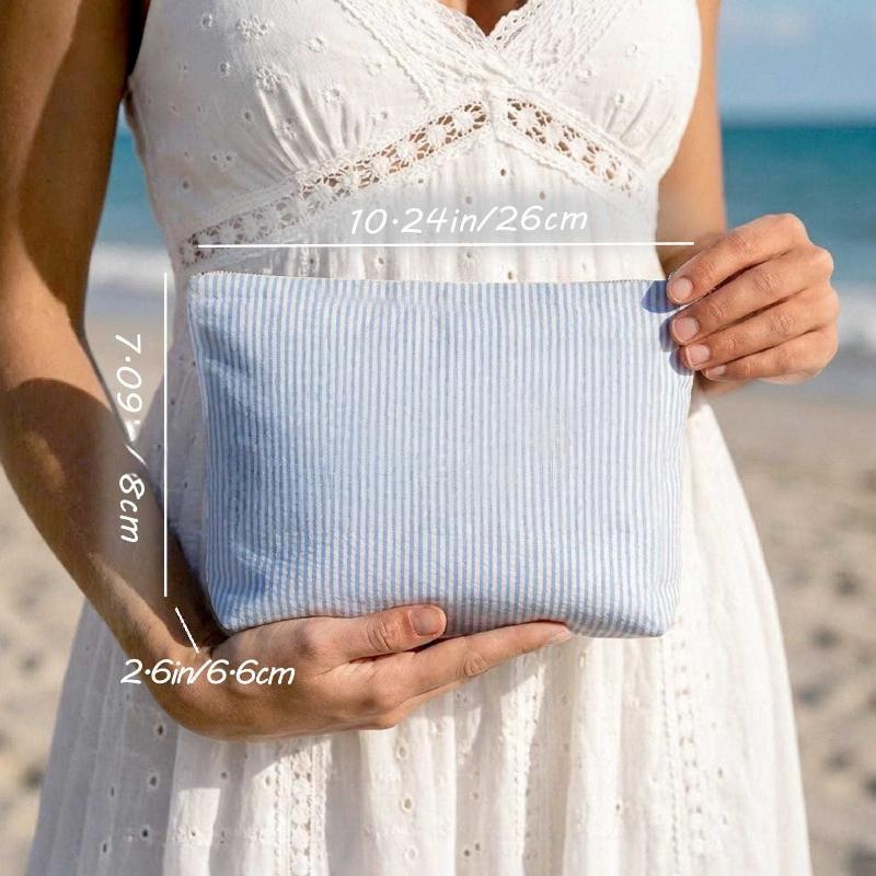 1 Pcs Seersucker Makeup Bag & Travel Pouch — Portable Toiletry Bag With Soft, Textured Striped Design