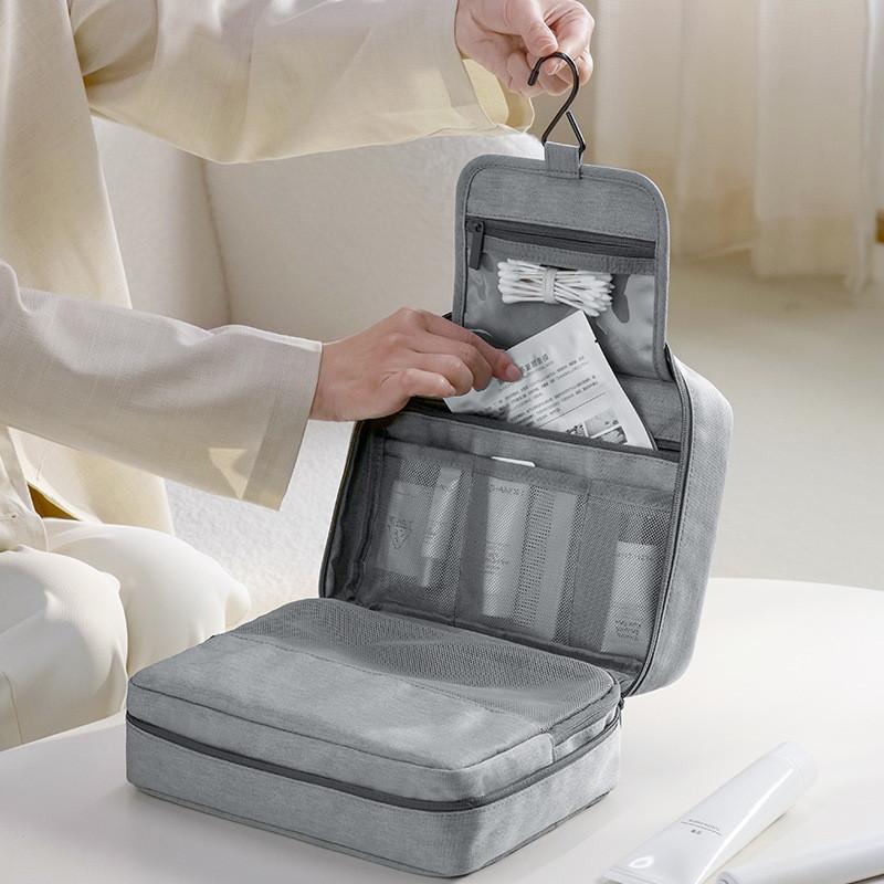 Multifunctional Hanging Makeup Bag For Travel Organizing Cosmetics