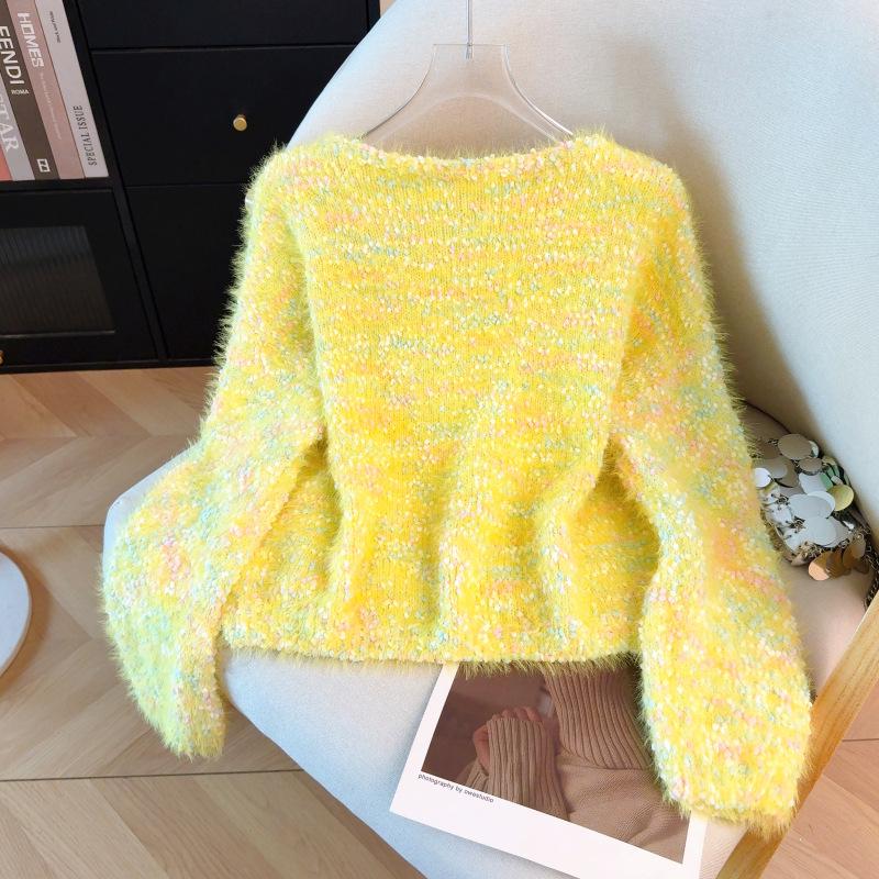 Chic Faux Mink Velvet Sweater: Soft, Sweet, and Elegant with 3D Floral Design for Women - Perfect for Spring and Autumn.