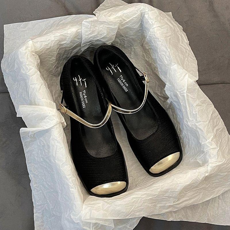 Single shoes senior spring and summer Mary Jane shoes home feeling with Internet celebrity shallow mouth British style skirt