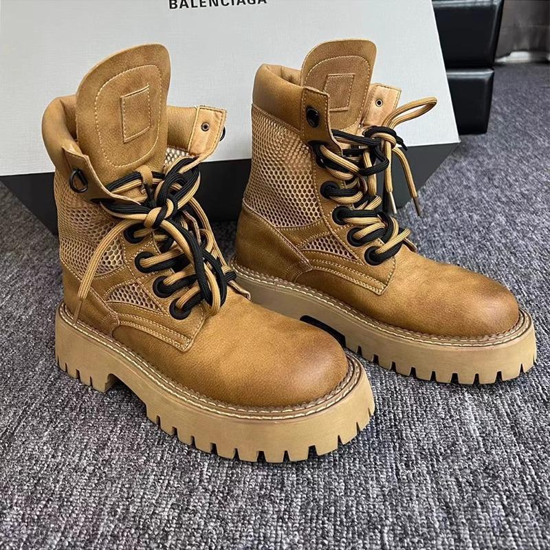 European station Martin boots women's matte leather brown desert boots 2025 autumn new thick-soled British wind locomotive boots tide