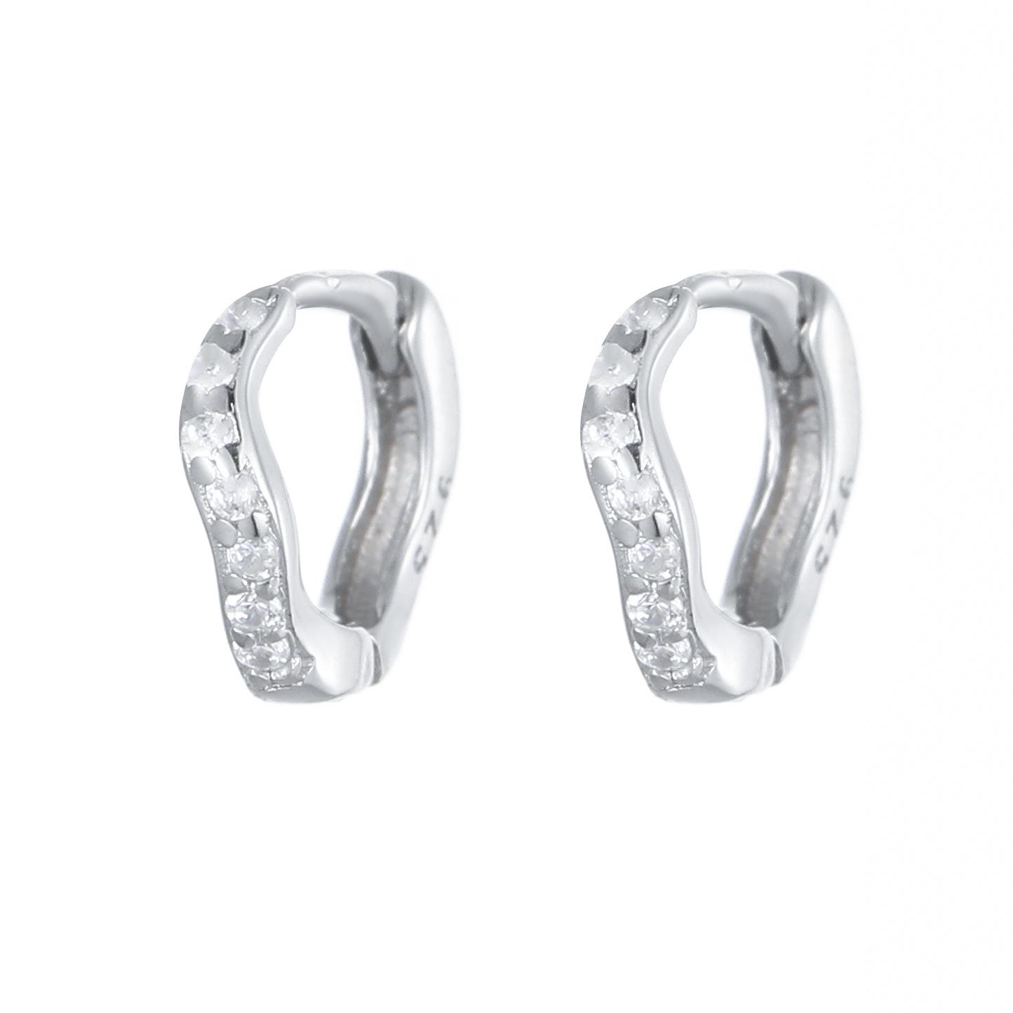 925 Sterling Silver Wavy CZ Huggie Hoop Earrings | Gold/Silver Tone Paved Cubic Zirconia Small Hoop Earrings for Women 8MM серебряный