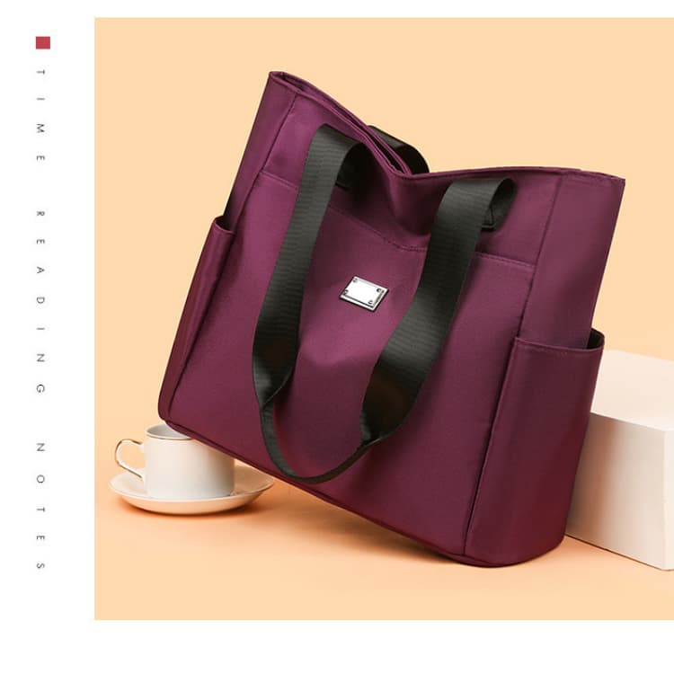 New large-capacity tote bag, shoulder underarm bag.