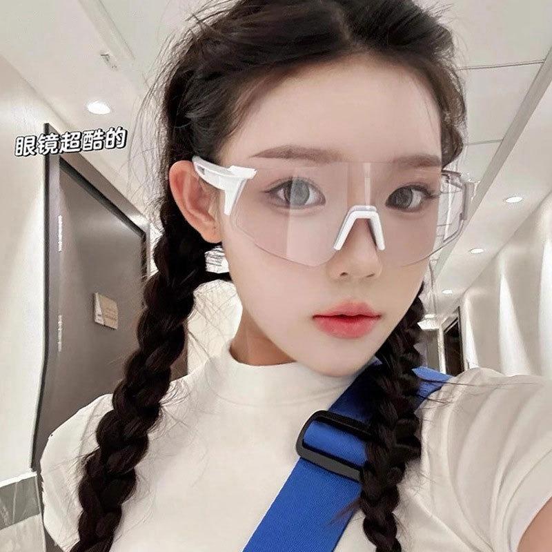 Outdoor Running Goggles Windproof and Sand Resistant Road Vehicles Trendy Equipment Women's Automatic Color Changing Sunglasses