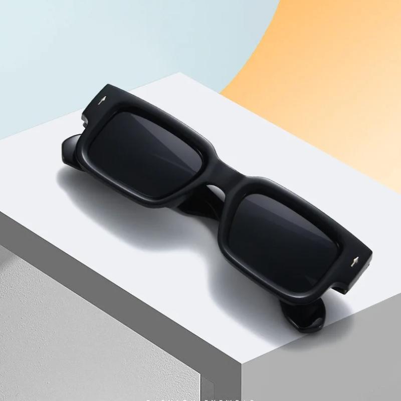 Retro Rectangular Sunglasses, Women'S Fashionable Boxy Sunglasses, Eye-Catching Sunscreen And Uv Protective Goggles