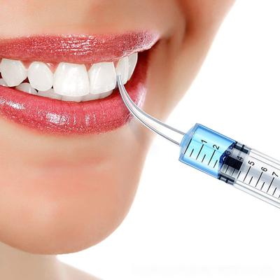 Dental Syringe with Curved Tip Plastic Teeth Cleaning