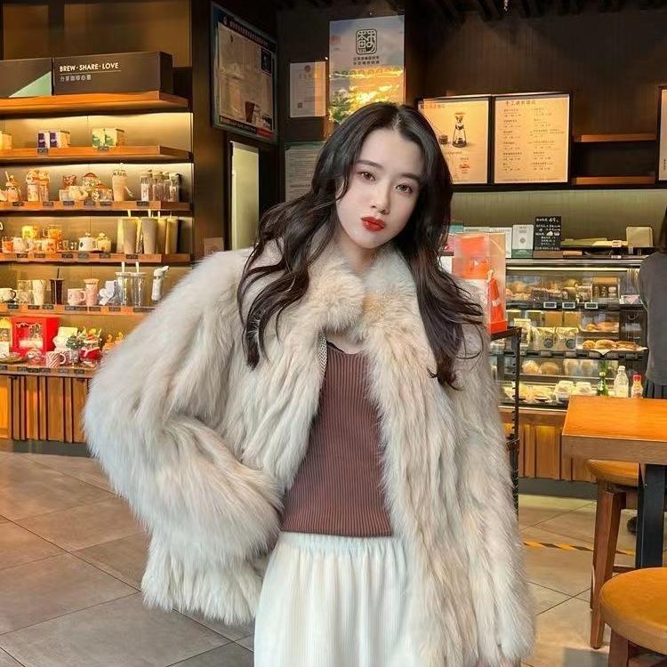 Autumn and Winter New Imitation Fox Fur Coat Women's Short Stand-up Collar Light Thin Coat Thousand Gold Wind