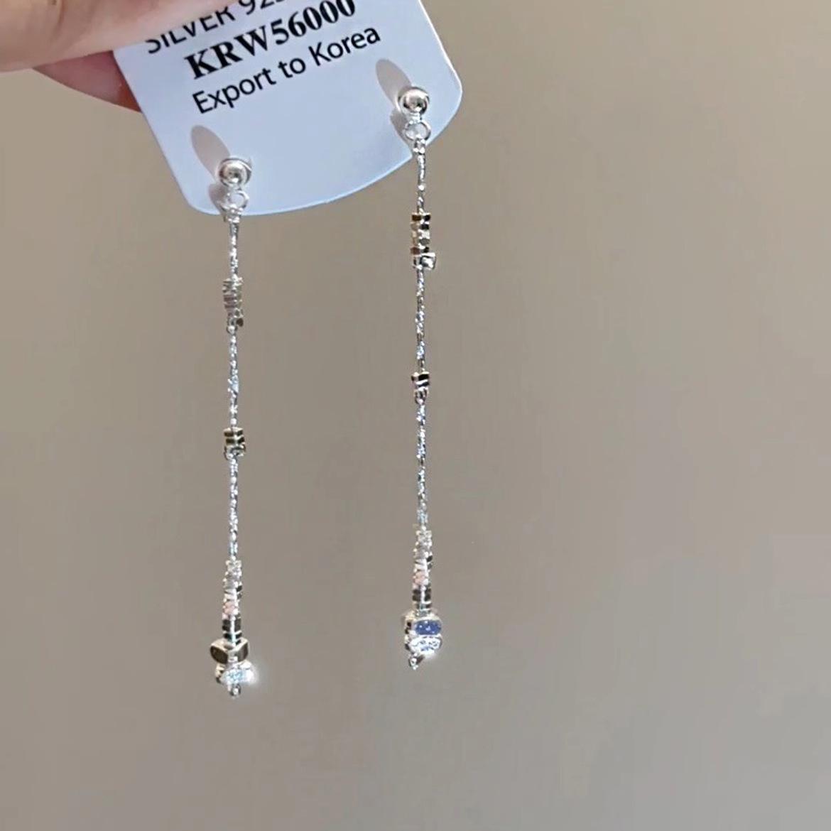 

ANENJERY Геометрические длинные серьги-кисточки для женщин, универсальный темперамент, нишевый дизайн, серьги, ювелирные изделия белый