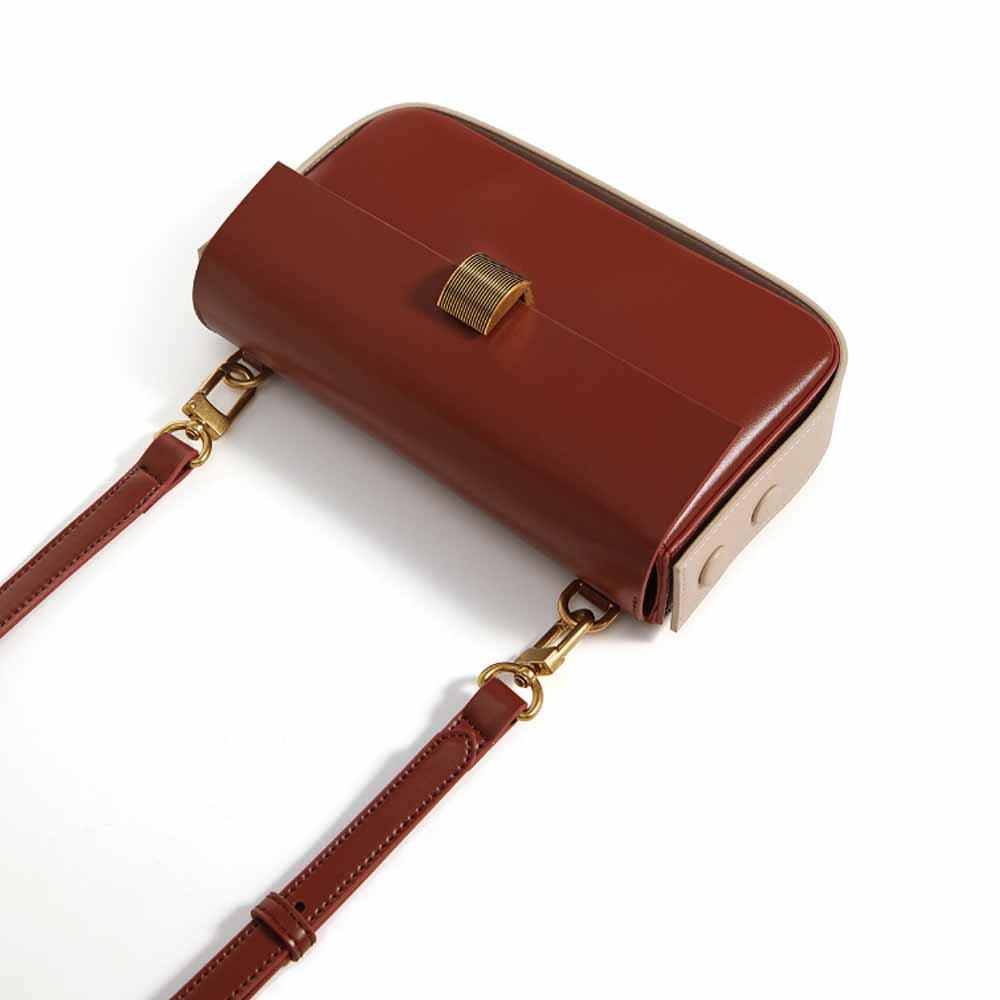 Guangzhou high-quality cowhide bag generation niche design temperament single shoulder small square bag proofing women's bag