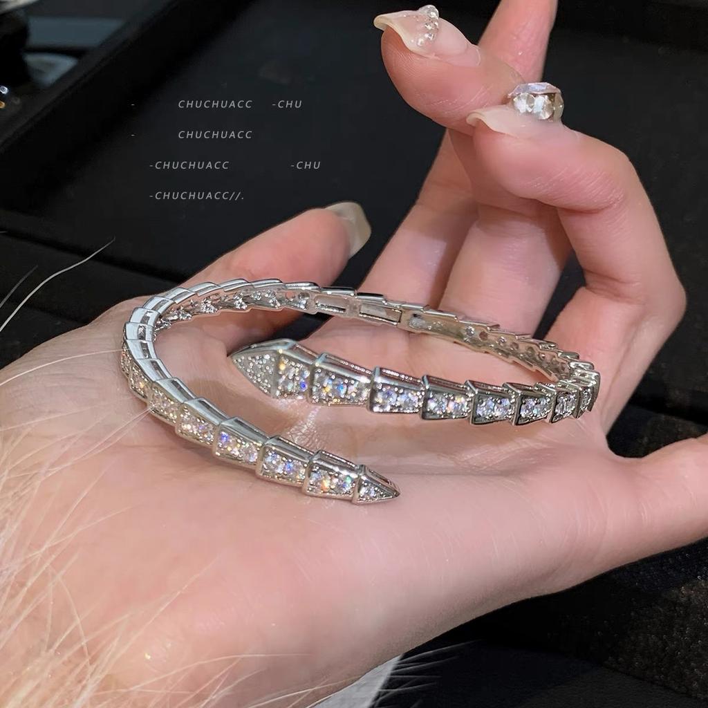 2026 Rope Knot Bracelet Women's Snap-on Full Diamond Kink Bracelet Copper Plated 18K Light Luxury Temperament High-end Hand Jewelry