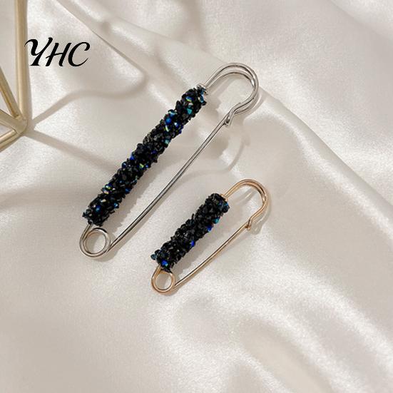 Shawl Clip Fashion Faux Crystal Waist Buckle Fixed Strap Charm Lady Brooch Pin Safety Sweater Cardigan Jewelry Accessory Jean Button