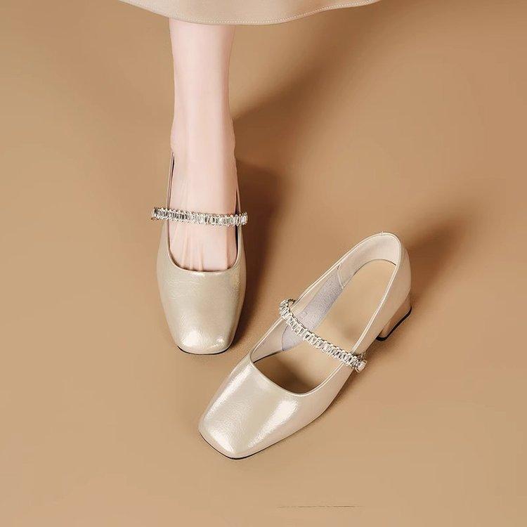 

French Mary Jane shoes flat silver single shoes women s 2025 new autumn and summer beautiful skirt evening small leather shoes 35