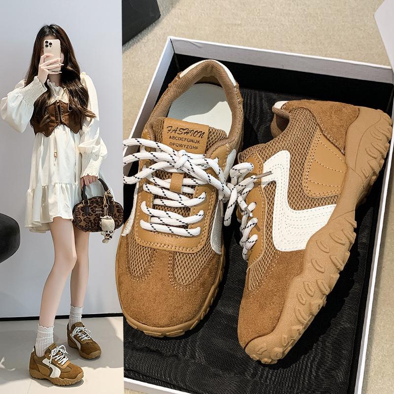 

Ян Ми маленькая внутренняя высота увеличение женские осенние новые дышащие модные спортивные туфли 40 верблюд