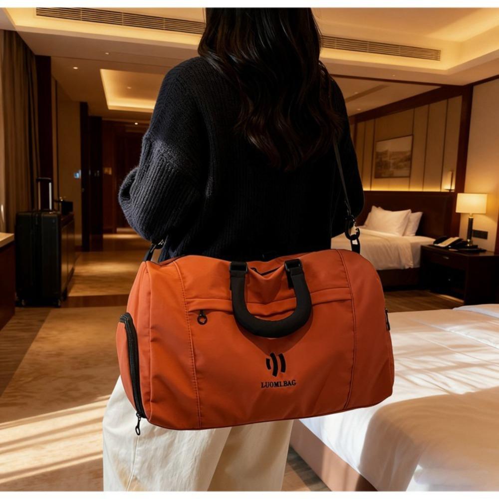 Short trip bag women's new fashion portable fitness bag large capacity wet and dry separation lightweight sports bag maternity bag