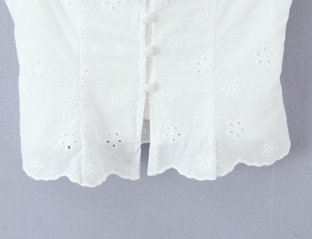 2026 French Style Women's Suit: Embroidered Bandeau Top + Low-Waist Lace-Up Skirt