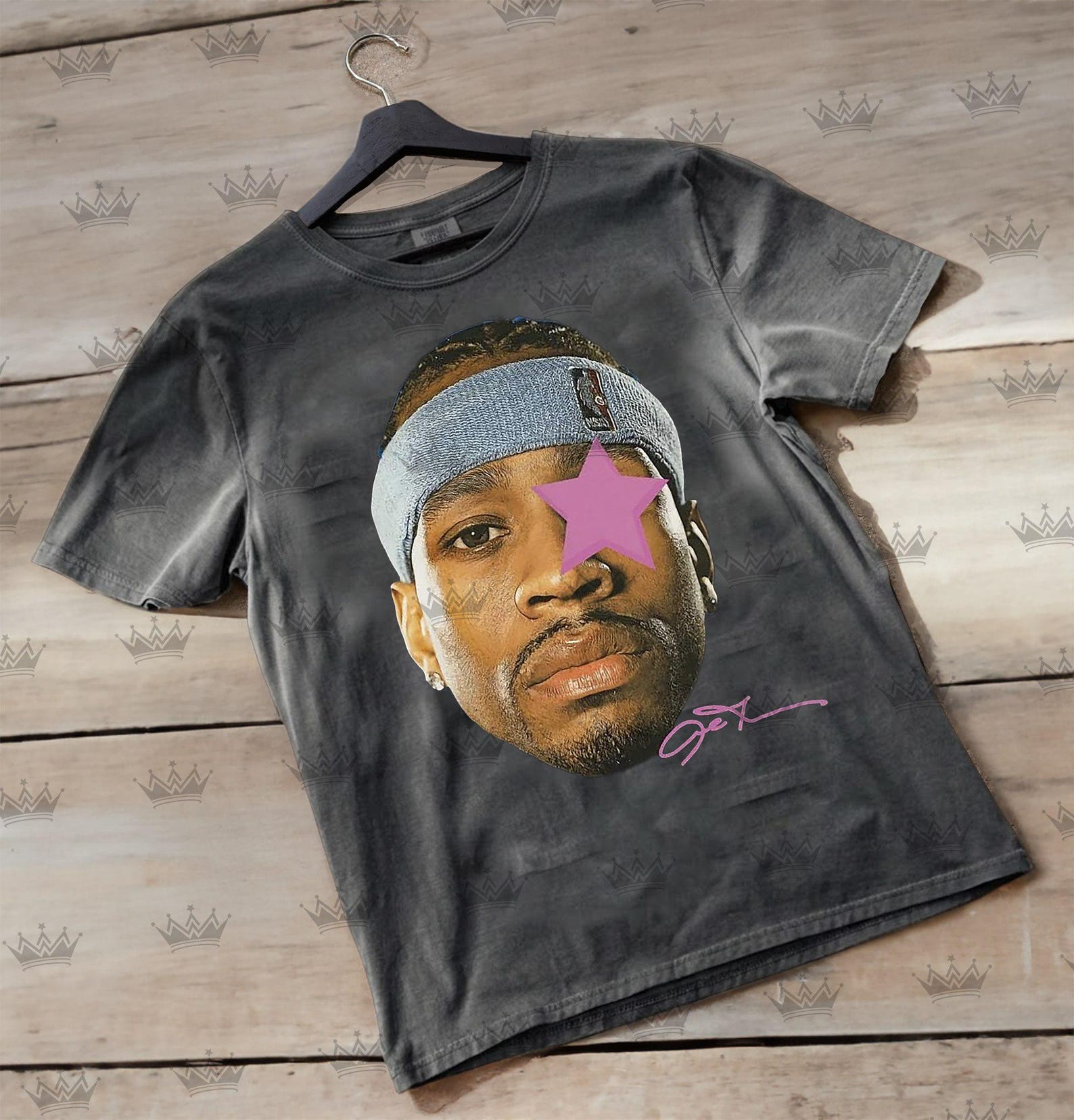 Allen Iverson Head Fan Tee, Basketball Legend Unisex T-Shirt, Sports Apparel, Gift for Basketball Fans, Vintage Basketball Shirt ID L