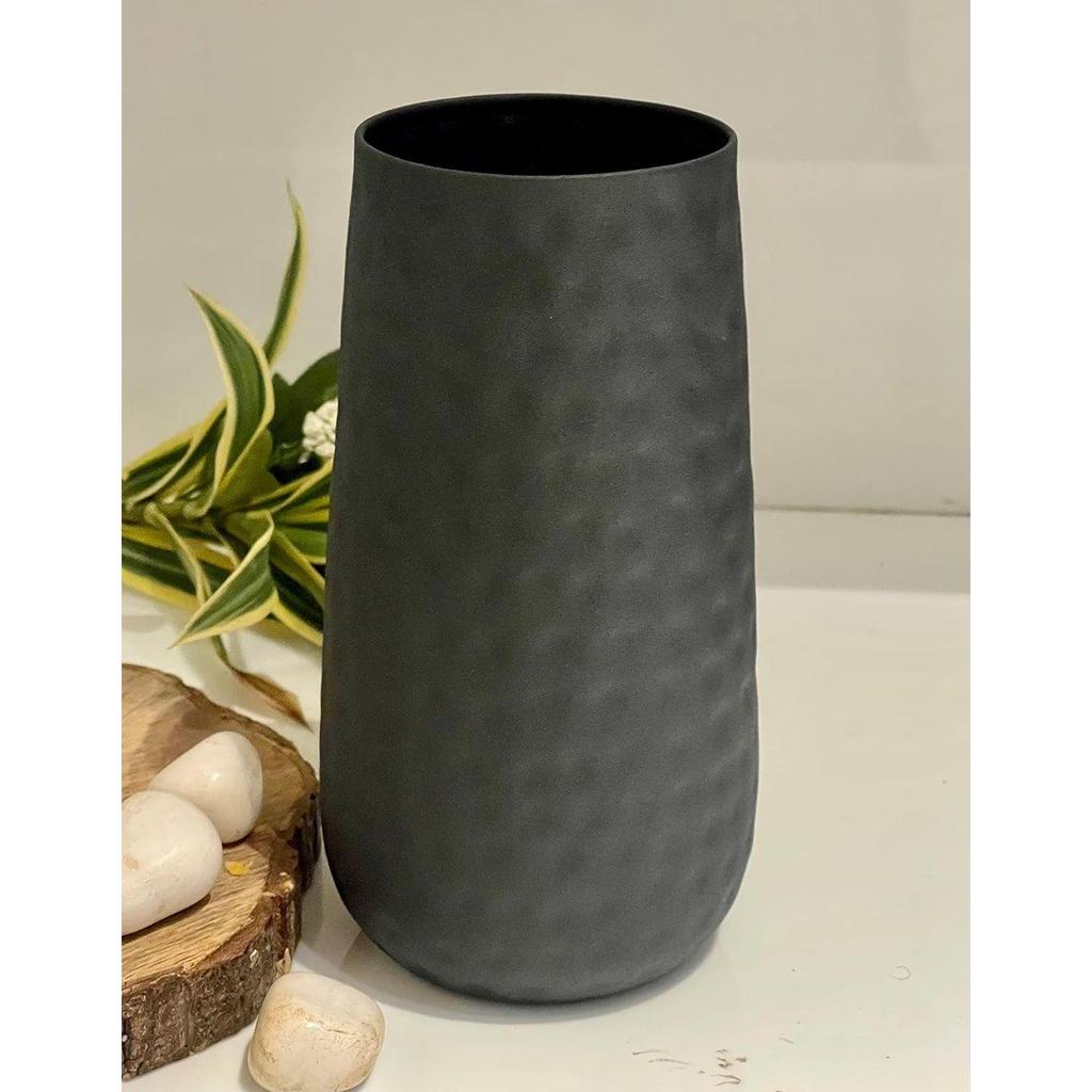 Metal Flower Vase for Home Decor and Living Room Vintage Decor Antique Decor for Home Décor (Gold)