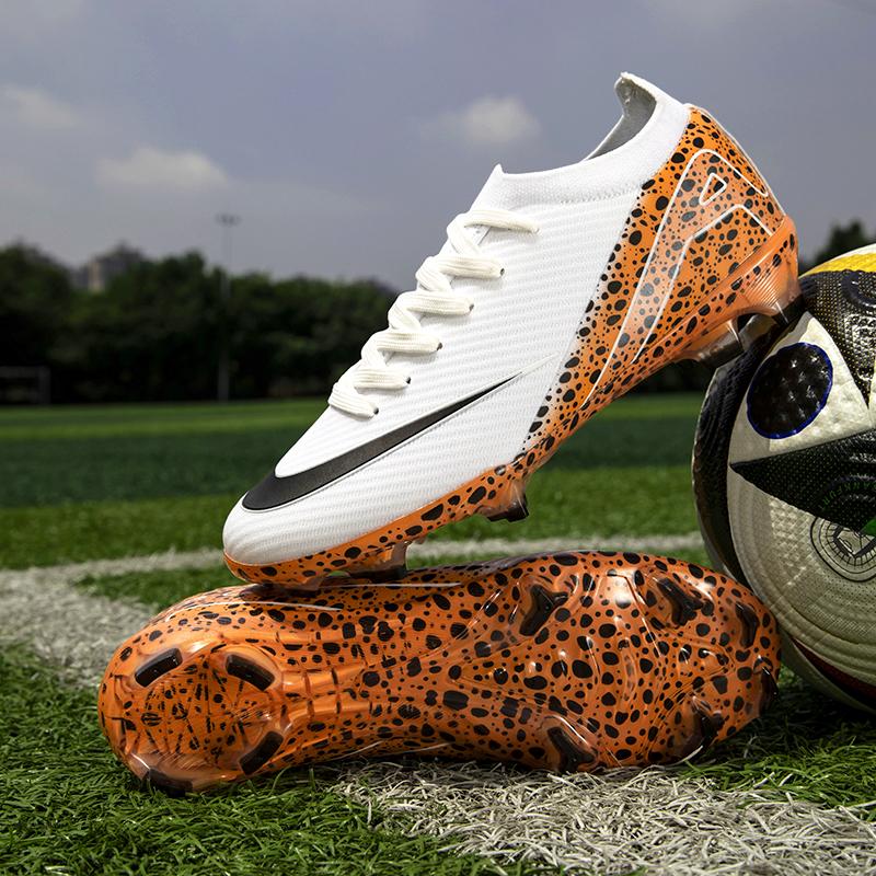 Men professional soccer shoes sport ultra-light non-slip unisex football boots cleats FG/TF Boy grass training shoes