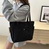 Versatile Large Capacity Canvas Tote: Commuting, Work, or Student Style Single Shoulder Bag