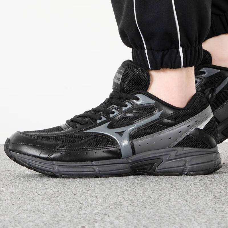 Mizuno D1GH2230-01 Unisex Running & Casual Shoes