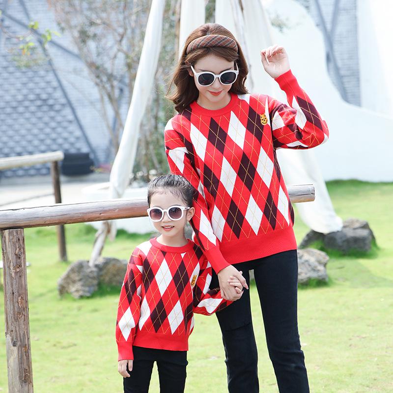 Red Plaid Family Knitwear Set: Matching Parent-Child, Mother-Daughter, and Couple Outfits