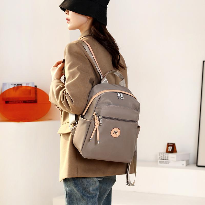 Oxford Cloth Backpack Women's Korean Version Leisure Large Capacity Business Commuting Travel Women's Leisure Bag