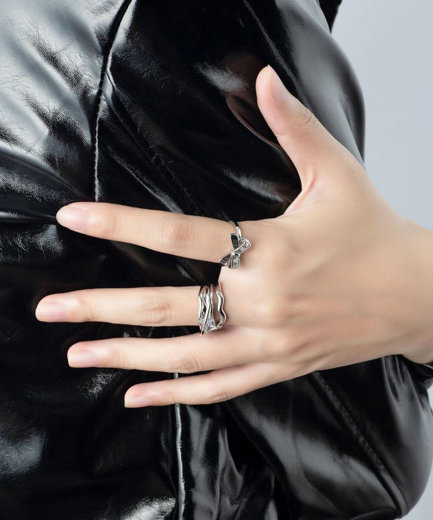 Heita Elviraq Silver Ring