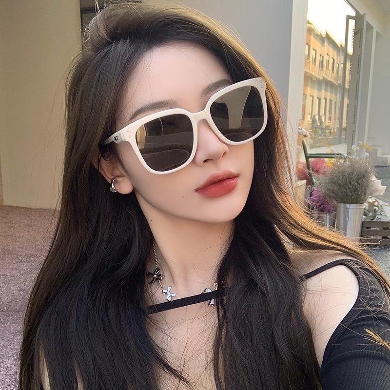 Korean INS Style Retro Oversized Frame Sunglasses Women Unisex UV400
